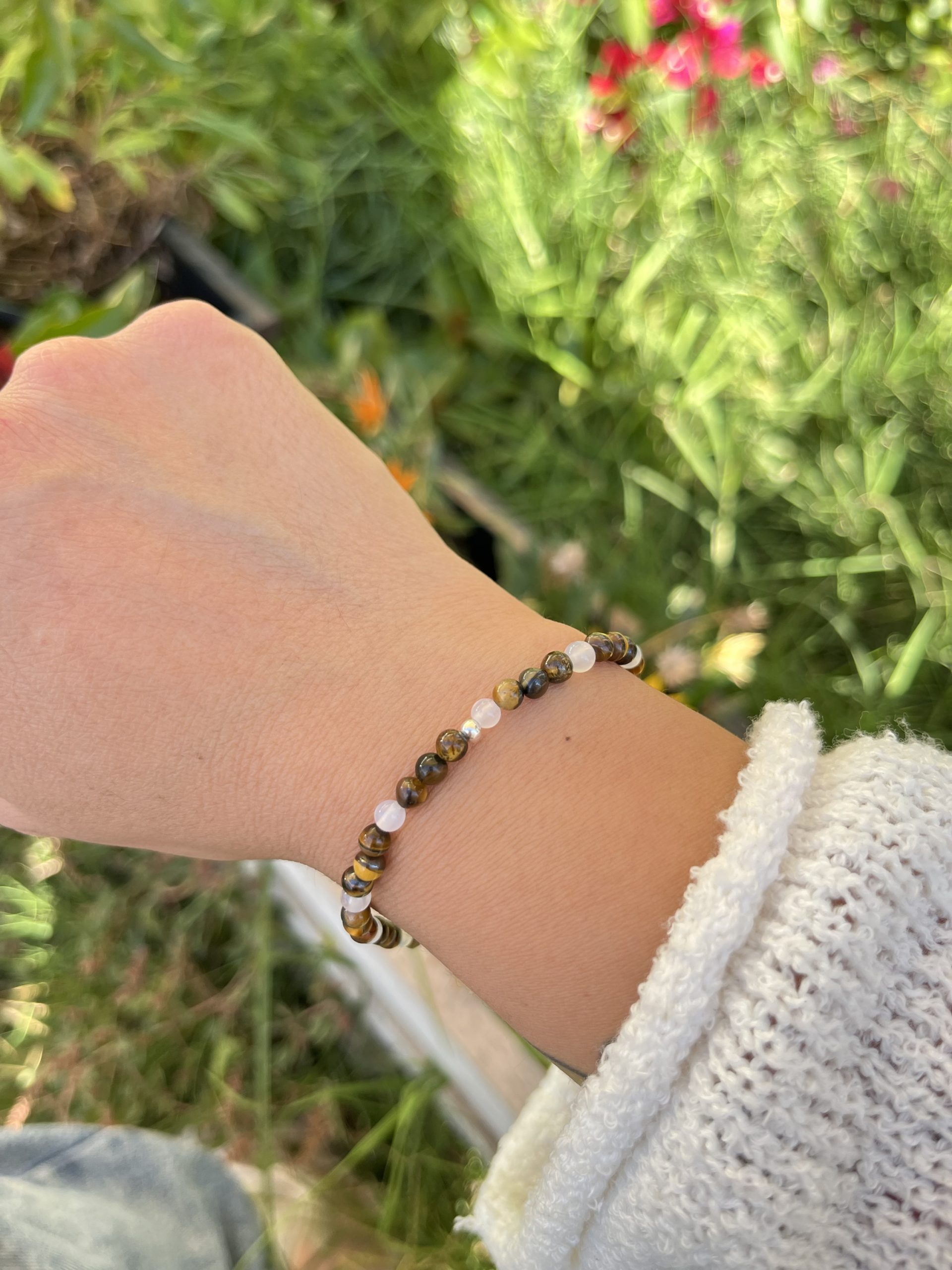 Pulsera de Ojo de Tigre y Cuarzo – Unisex - Imagen 2